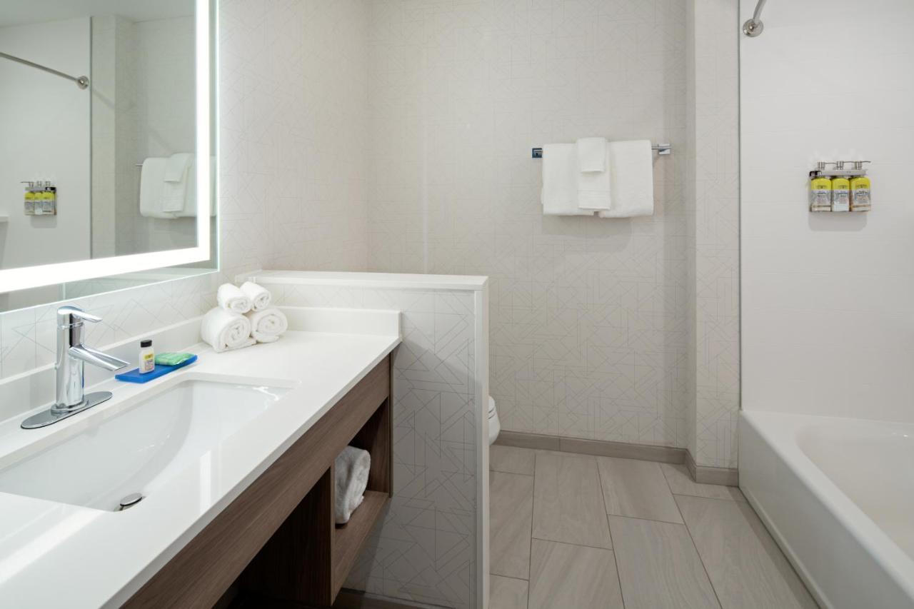 Holiday Inn Express & Suites Palm Desert - Millennium By Ihg Exteriör bild