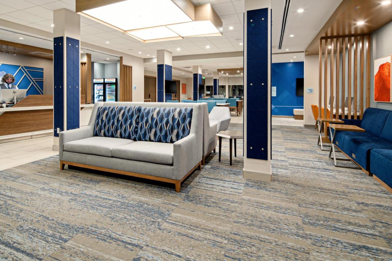 Holiday Inn Express & Suites Palm Desert - Millennium By Ihg Exteriör bild