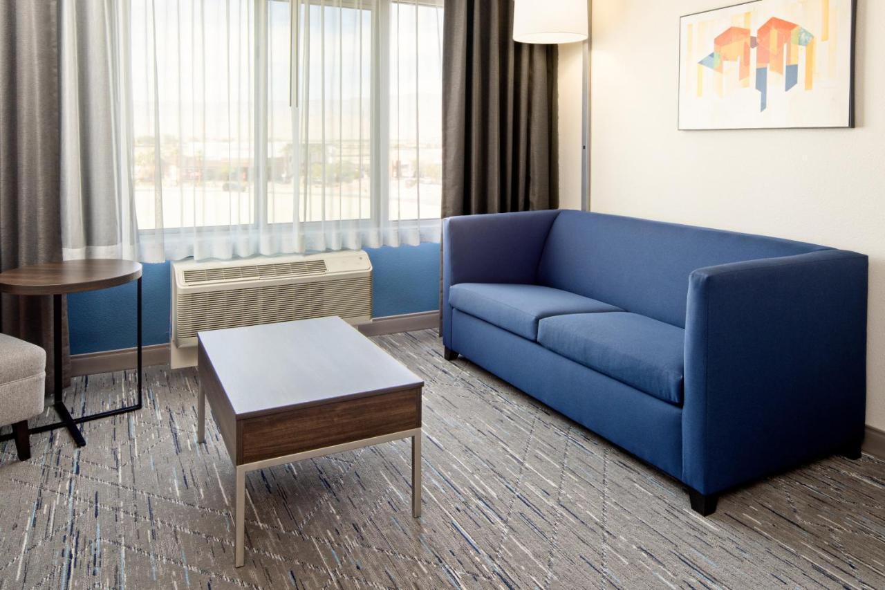 Holiday Inn Express & Suites Palm Desert - Millennium By Ihg Exteriör bild